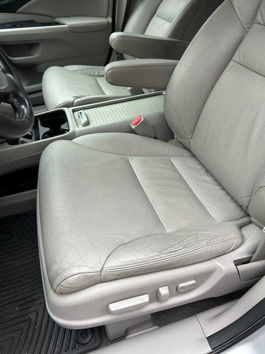 Продам свою Honda CR-V 2.4  2013 р