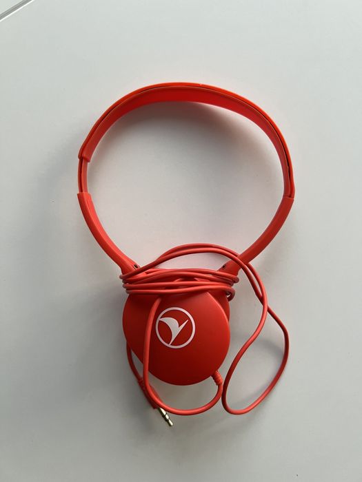 Навушники Turkish Airlines