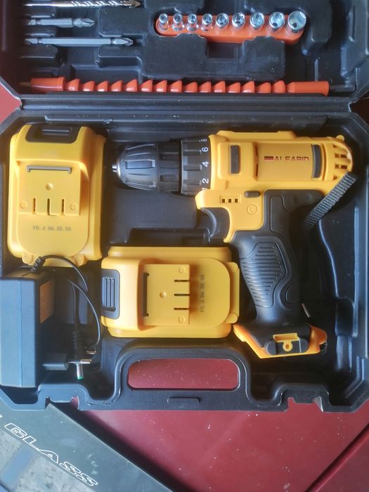 Шуруповерт.    .