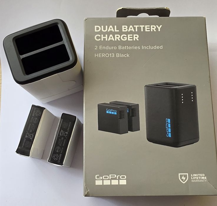 Carregador Duplo GoPro 13 Black com duas baterias Enduro