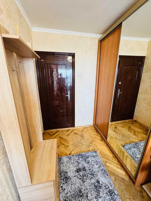 Оренда 1 кімнати в сімейному гуртожитку  вул. Кримська
