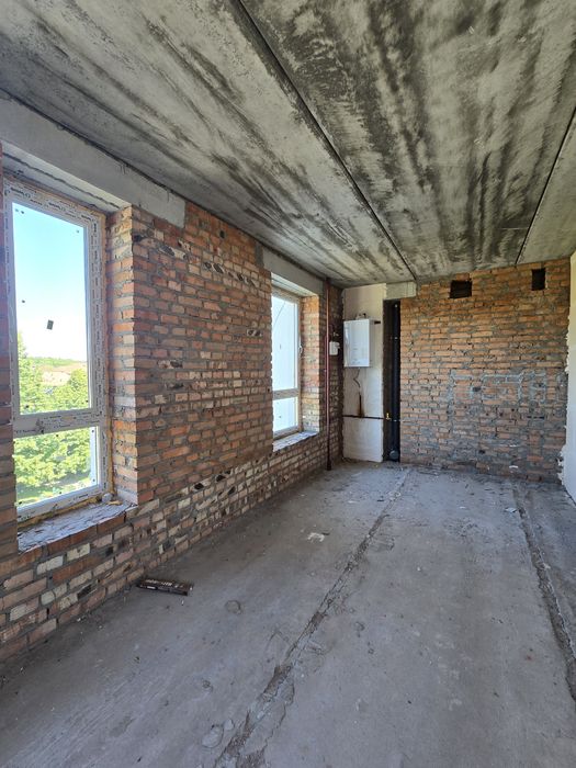 Хотів, вул.Промислова 1М,1кім.квартира, продаж.