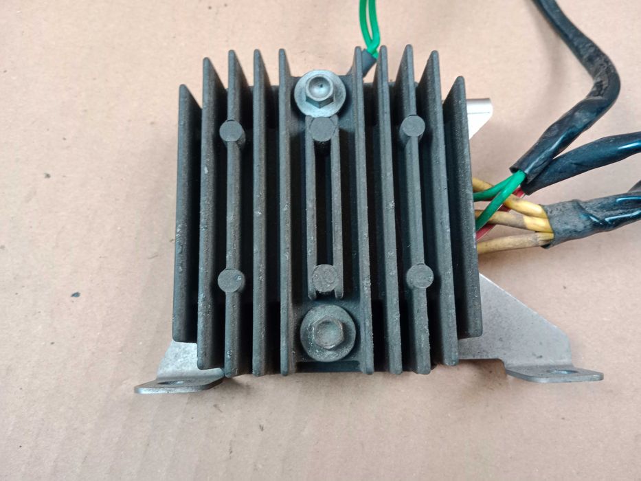 KTM 950 SM LC8 Regulator Napięcia SH541KF