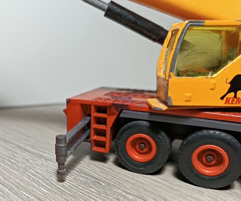 Siku Super Series – Liebherr  Kempmann – dźwig samojezdny – vintage,