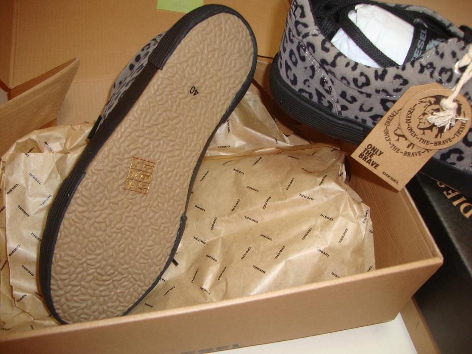 Saldos -Tenis Diesel  N-40 (Novos)