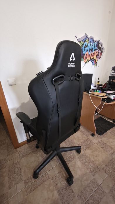 Monitor e cadeira Gamer