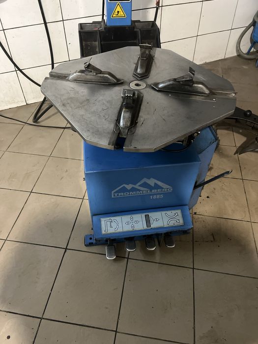 Шиномонтажний  станок Trommelberg 1885