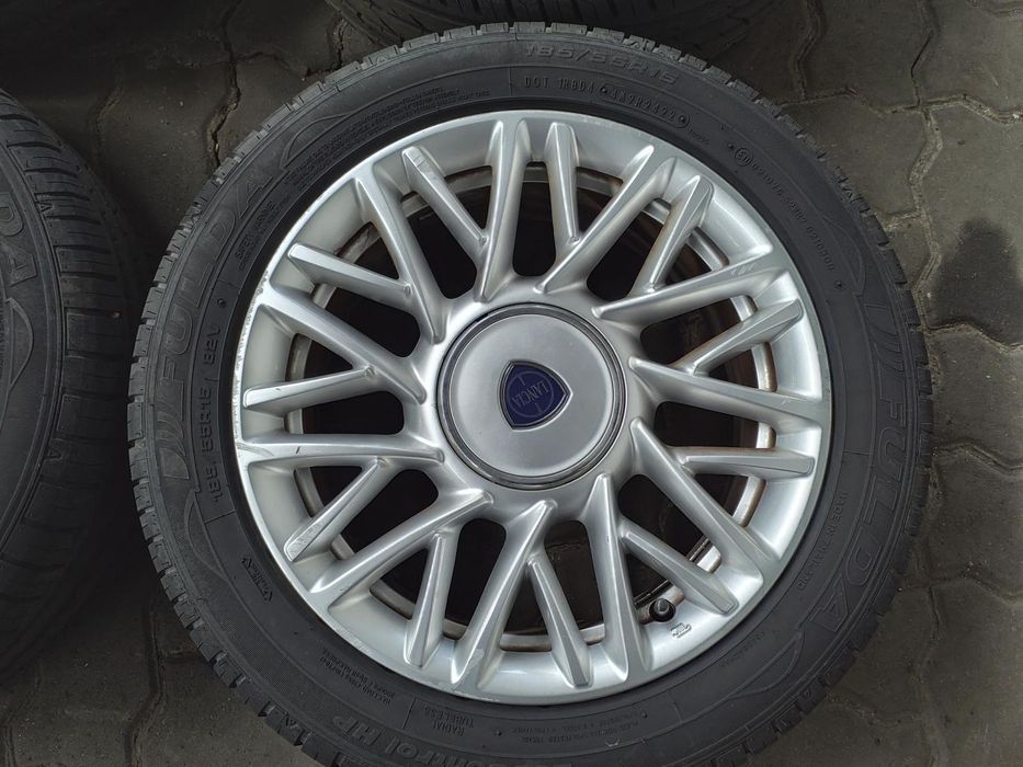 Jantes Lancia R15 Com Pneus 185/55 Furação 4X98