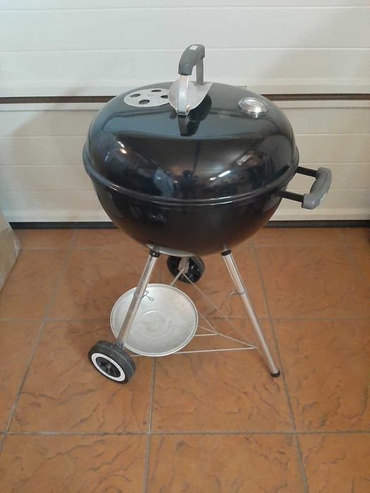 гриль угольный WEBER   47см  с термометром  + Стартер