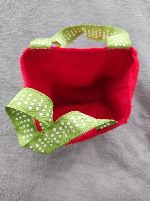 Filcowa torebka na prezent