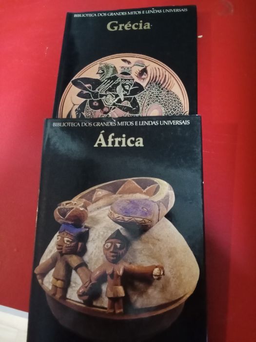 Biblioteca dos Grandes Mitos e Lendas Universais.