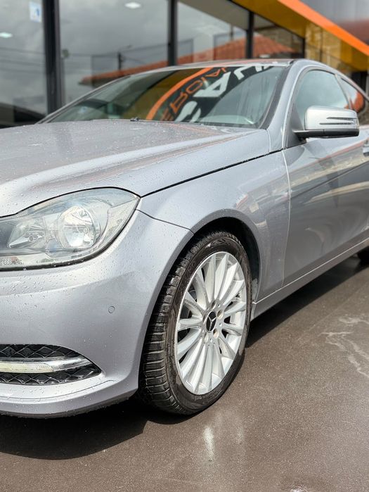 Mercedes C220 coupé SportEdition — photo 2