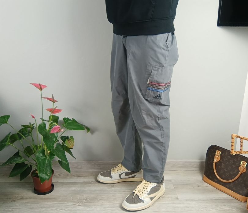 Szerokie spodnie adidas rozmiar S idealne na narty