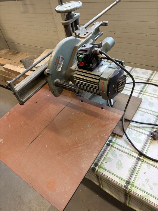 Piła radialna ukośnica Graule