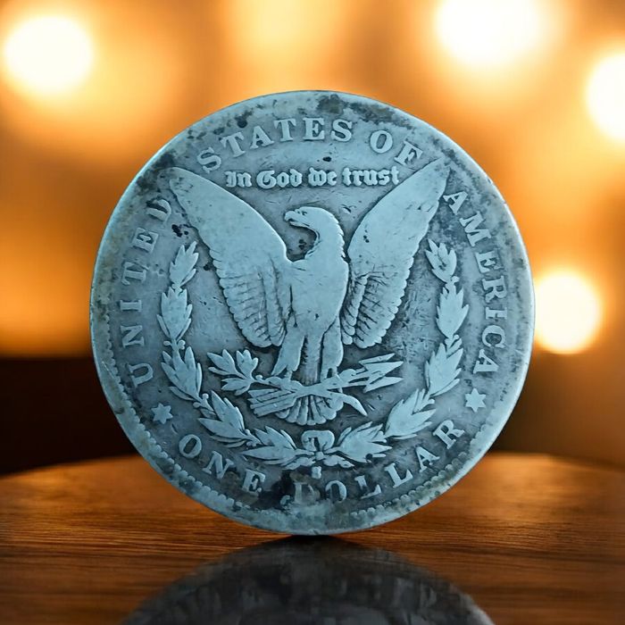 Moeda antiga de 1 dólar em prata, letra S.