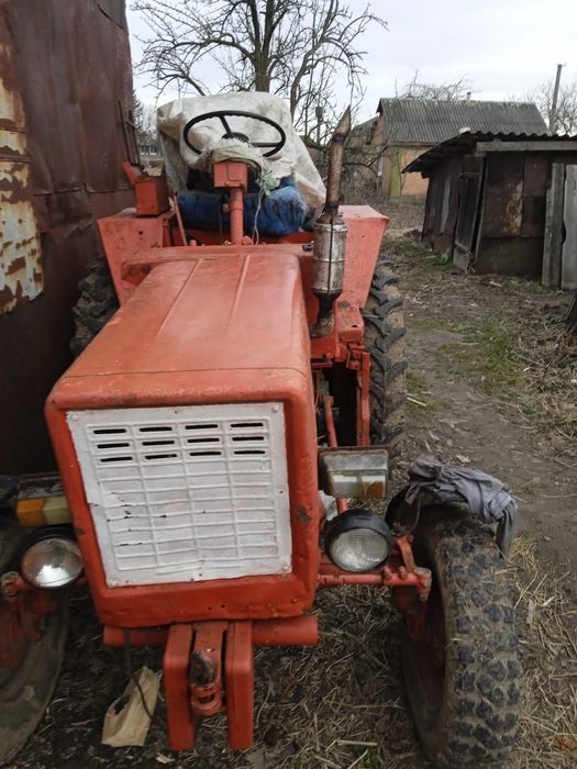 Трактор Т 25 з причiпом