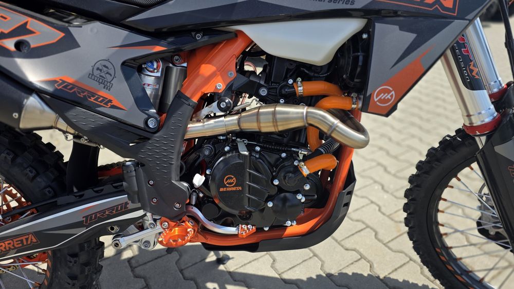 Cross Beretta 300cc raty na dowód