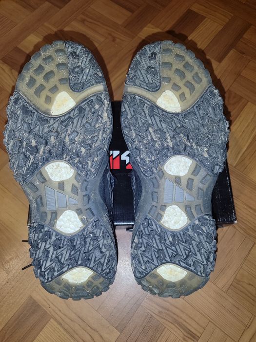 Кросівки Adidas GoreTex. Розмір 43⅓/27 см