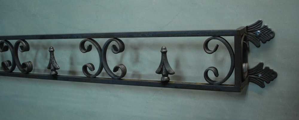 Kuta barierka wspornik doniczki kwietnik na parapet B07