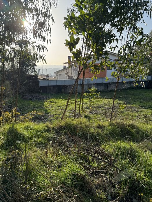 Terreno em  Lousada