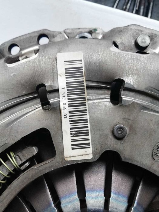 BMW 3 E90 E91 E92 2.0 D SPRZĘGŁO Docisk Tarcza  Komplet Fir.LUK