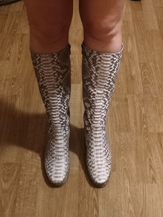 Распродажа - 78%. Последние 2 пары. Крутые сапоги из кожи питона. Итал