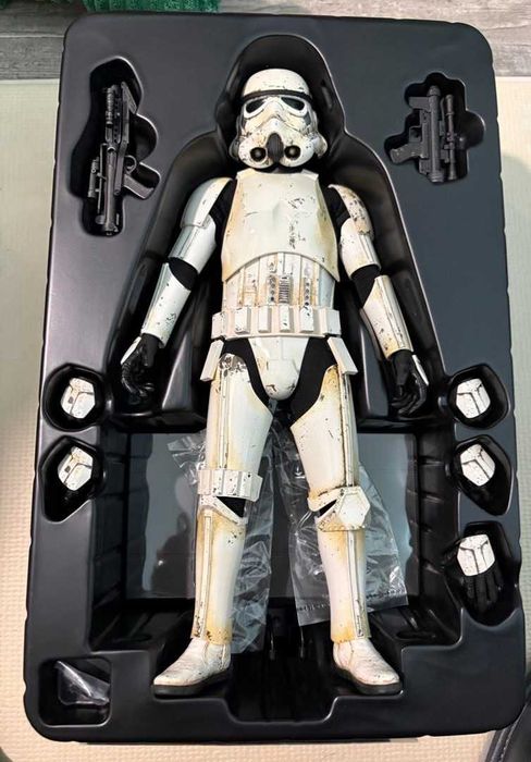 Figura Hot Toys Star Wars Remnant Stormtrooper
