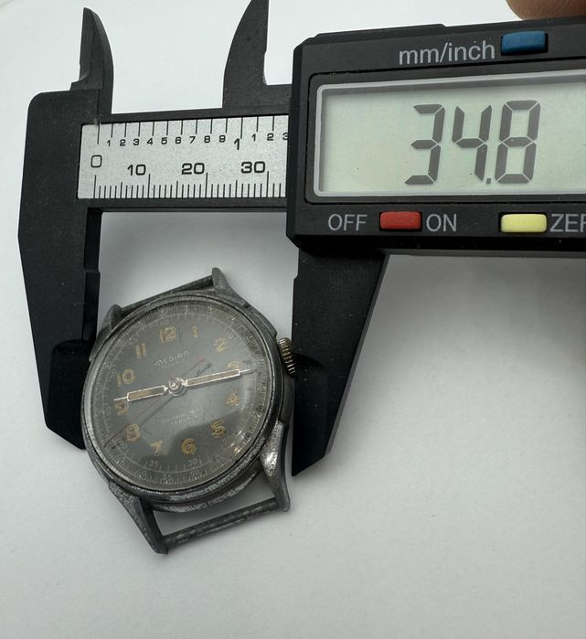 Zegarek Median Technic do naprawy