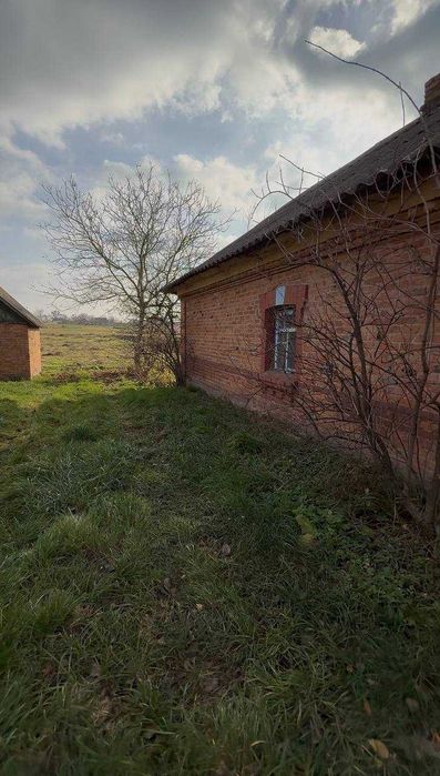 Продаж земельна ділянка під забудову с. Сосонка