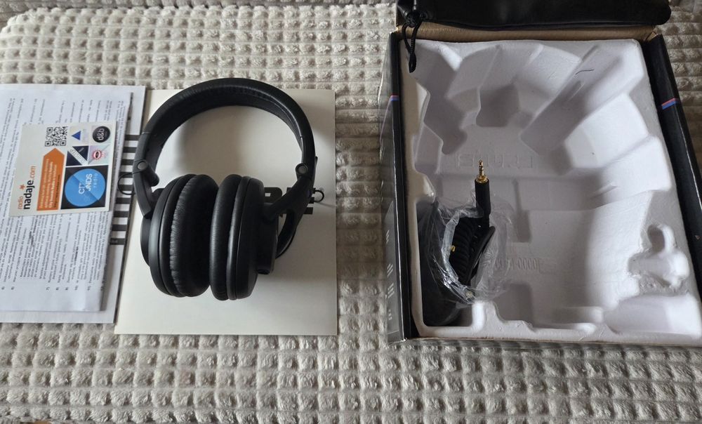 Sluchawki studyjne SHURE SRH440