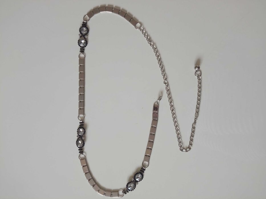 Metalowy pasek łańcuszek zdobiony