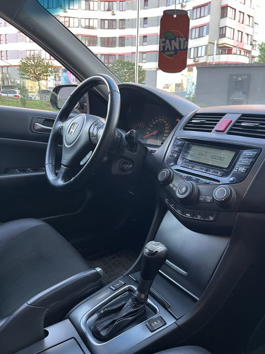 Продам Accord автомат !