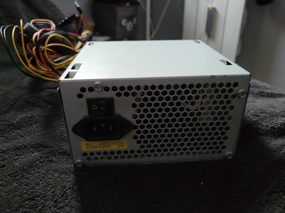 Zasilacz 500W od akyaga + kable