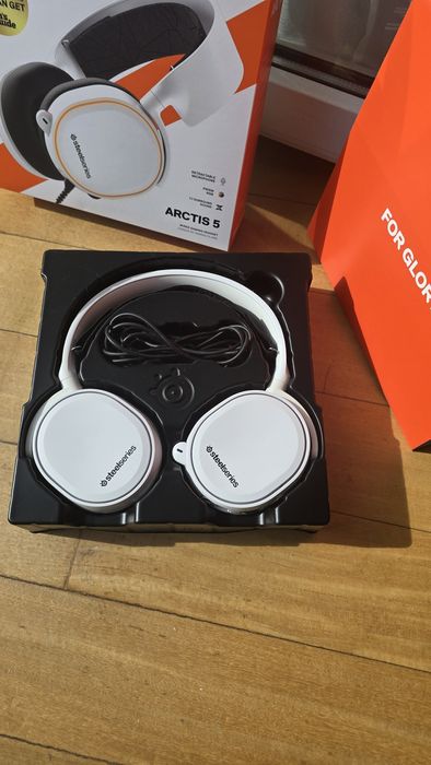 Steelseries arctis 5