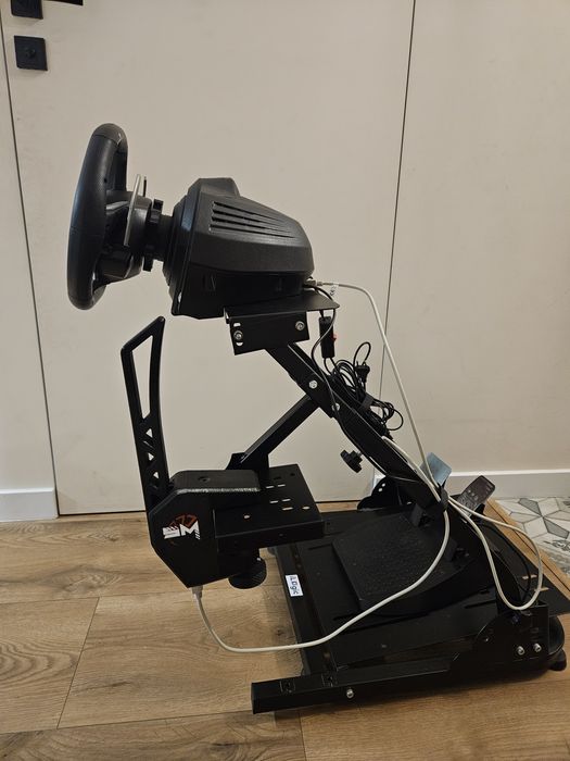 Simrig: Thrustmaster TX 458 Italia + kierownica F1 + stojak