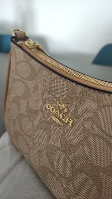 Mala Coach New York | Nova