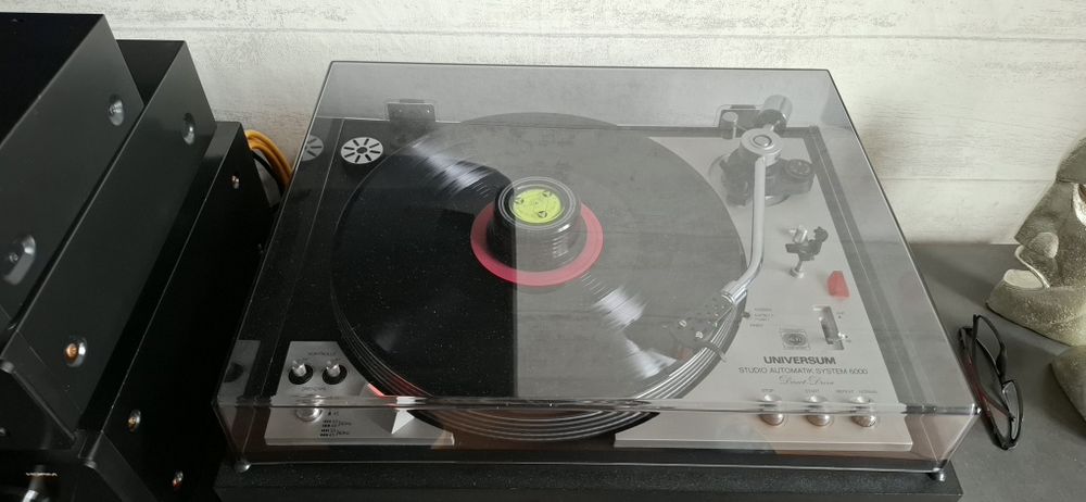 Piękny gramofon Universum system 6000.