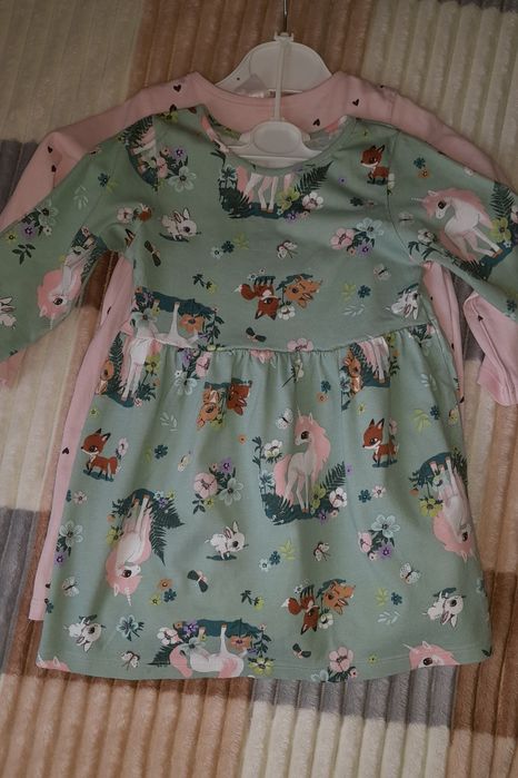 Сукні 2шт 92розмір