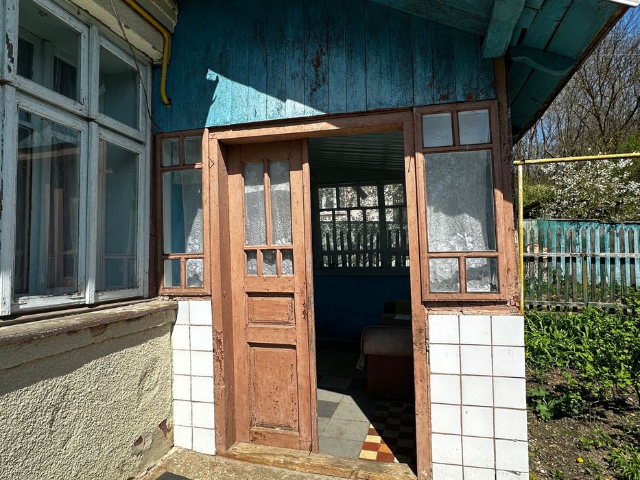 Будинок та земельна ділянка в с. Петрилів (Дністровський каньйон)