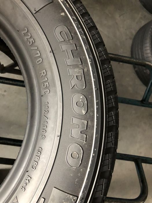 Шини 225/70/15c-4шт Pirelli Chrono Four Seasons