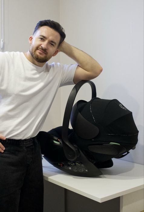 Автокрісло «Cloud T i-Size Urban Mobility» від Ігоря Коваля