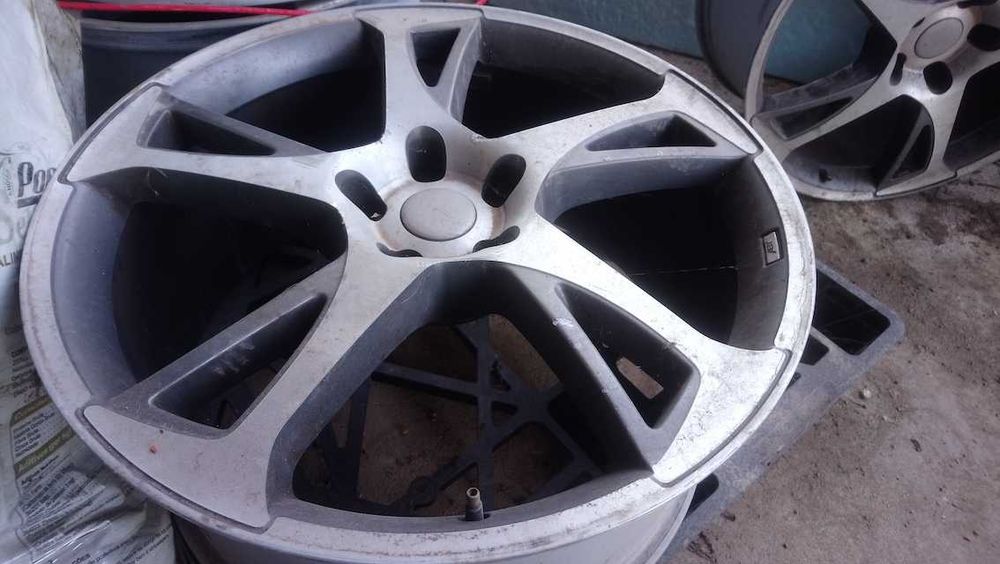 Jantes 22'' em bom estado - novo preço