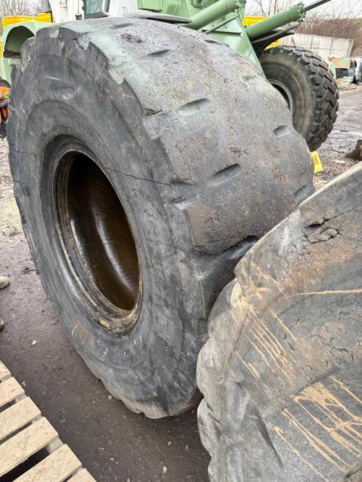 OPONY Ładowarka 20.5 R25