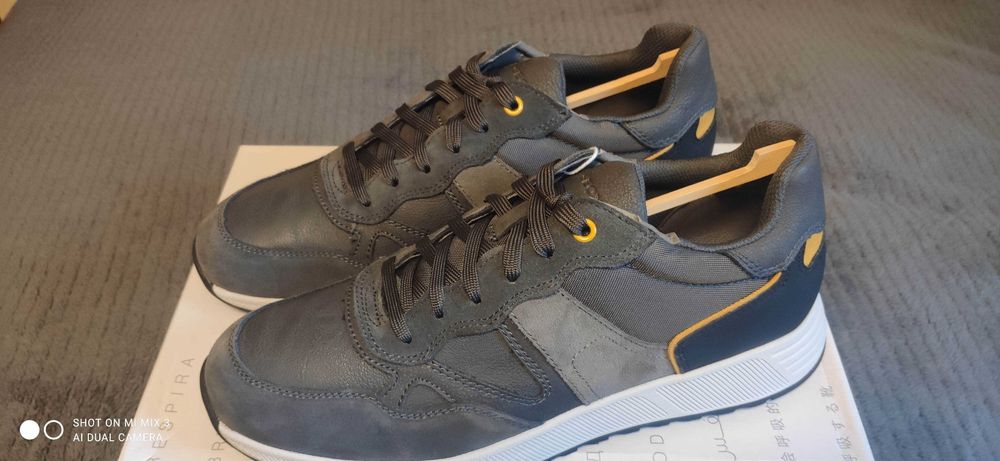 Geox nowe męskie sneakersy model U Molveno A rozm. 44