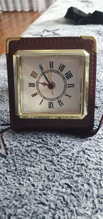 Вінтажний будильник