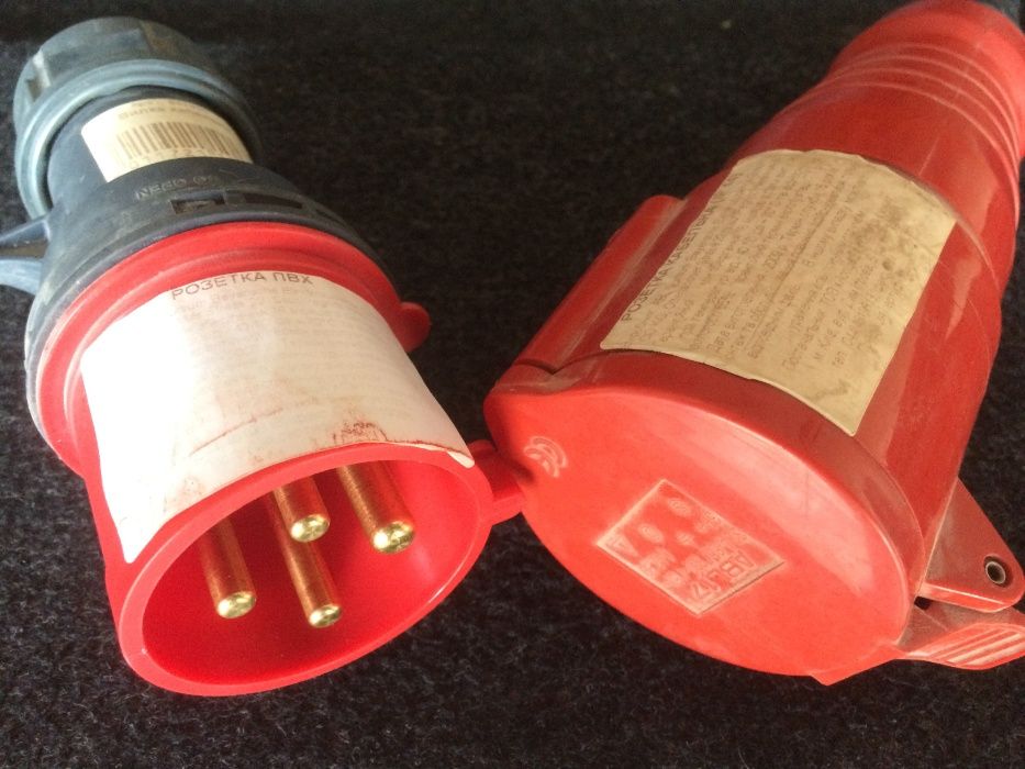 Розетка кабельная ( IP44 )