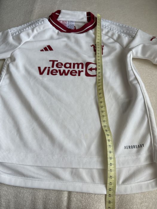 Форма футбольная  manchester united Adidas 5-6 років