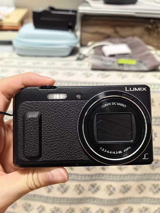 Máquina Fotográfica Bridge PANASONIC Lumix DMC-TZ57 - Troco por instrumento musical ou algo do meu interesse. (como nova, com pouco uso)