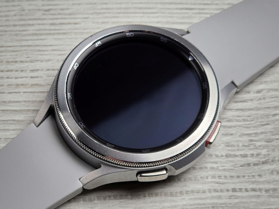 Смарт-годинник Samsung Galaxy Watch4 Classic 46mm LTE Silver (SM-R895)