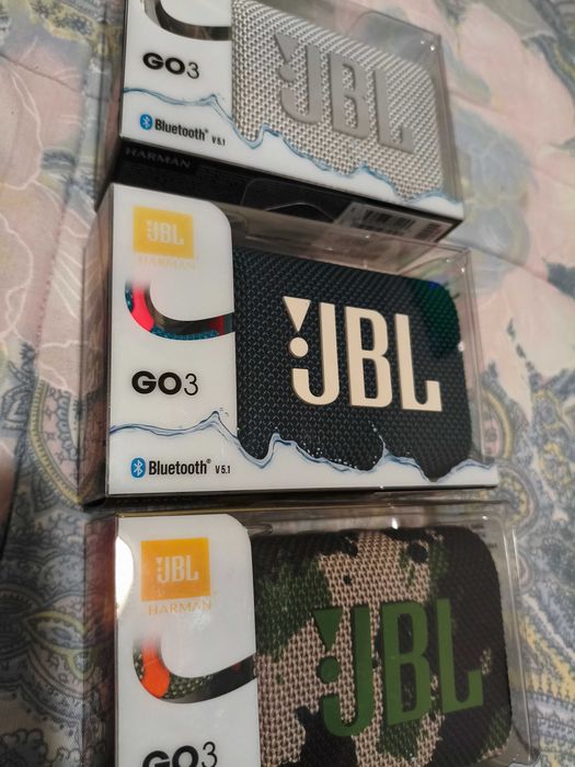 Headphone JBL TUNE 500 e colunas JBL Go3 e go 4
